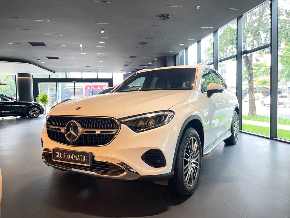 Có Nên Mua Mercedes GLC 200 4MATIC Năm 2026?